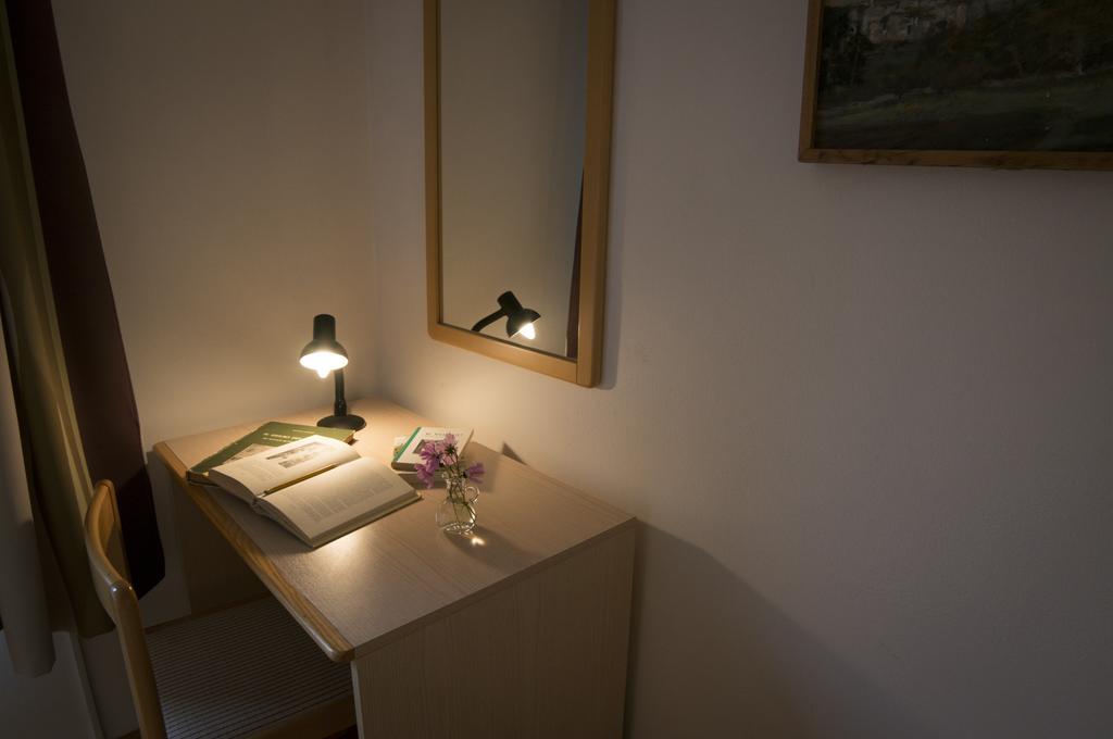 Apartmaji In Sobe Marija Jera Štanjel Zimmer foto
