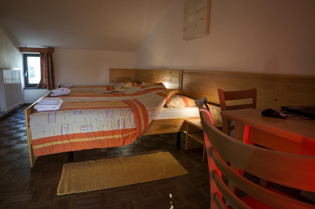 Apartmaji In Sobe Marija Jera Štanjel Zimmer foto